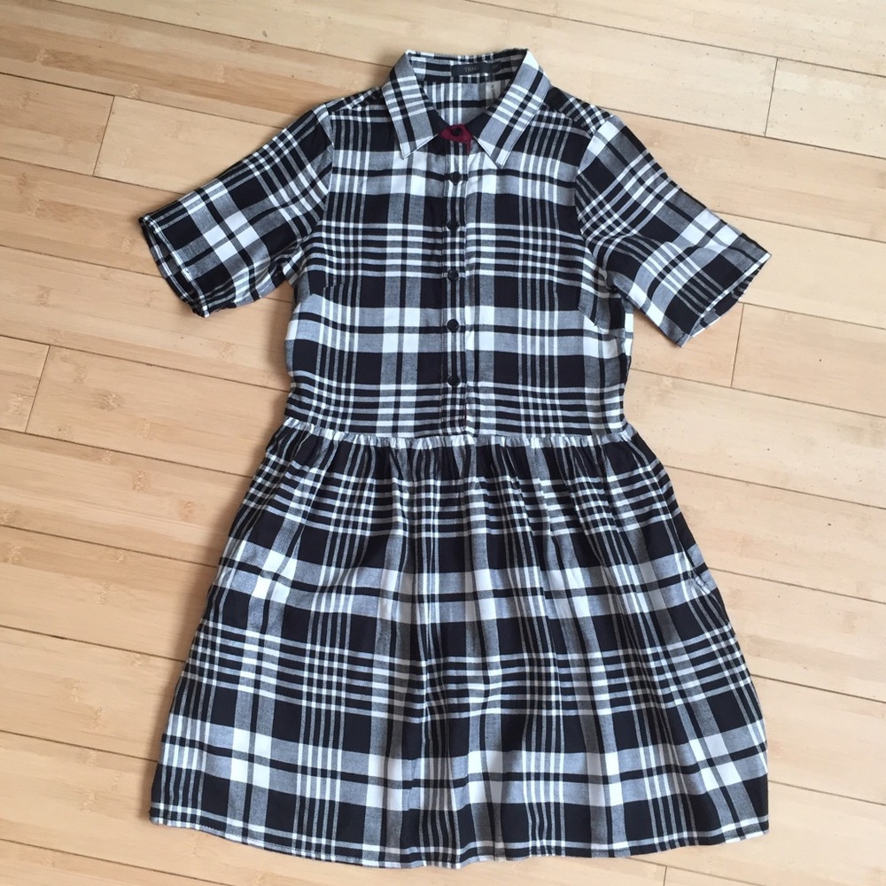 Like-new THML Petite Plaid Dress