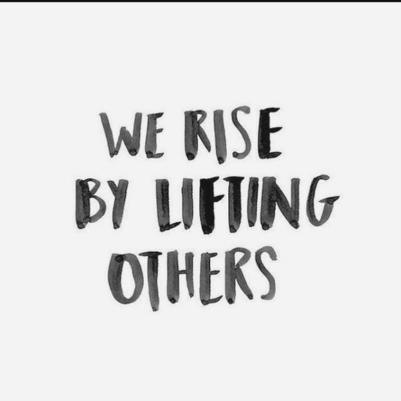 Meet your Posher, Amanda - Picture 8 of 8