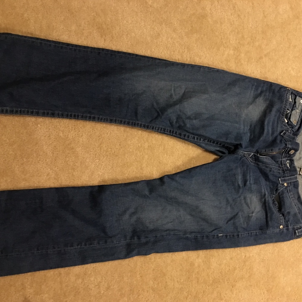 True Religion Men's jean Size 40W 32L