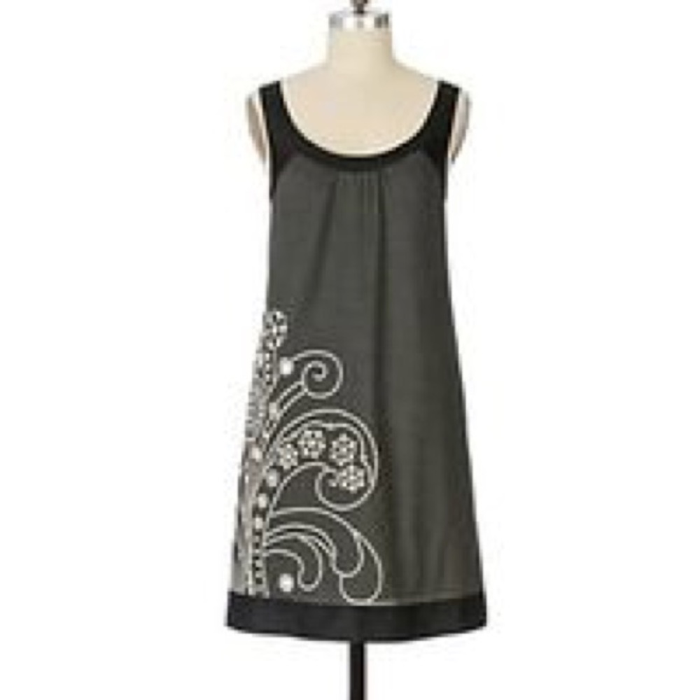 🎉HP🎉Anthropologie embroidered shift dress