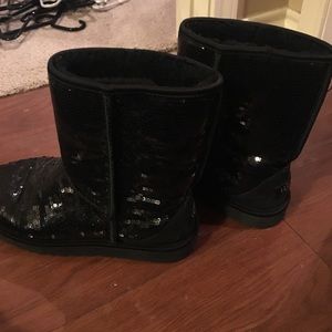UGG boots!! size 10! like new!