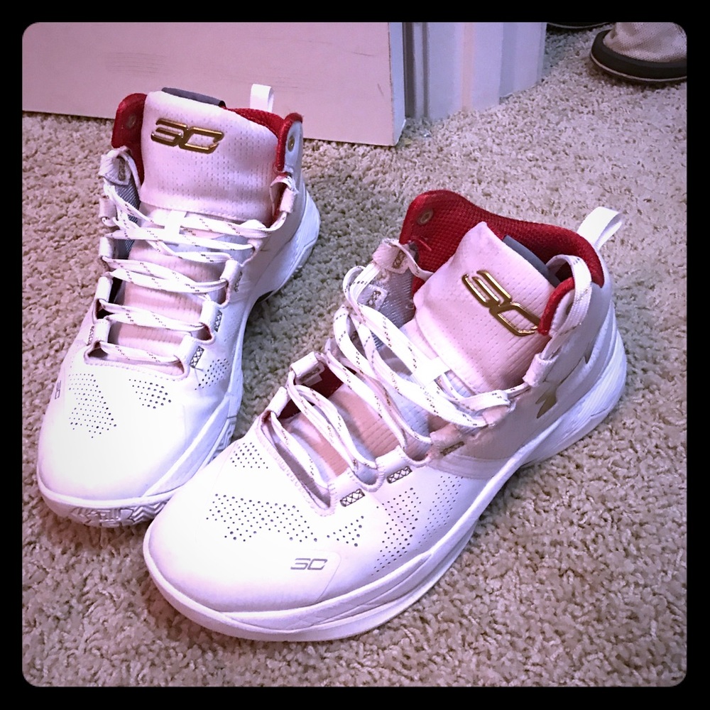 Curry 1s high top