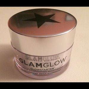 GLOWSTARTER Illuminating Moisturizer in Nude Glow