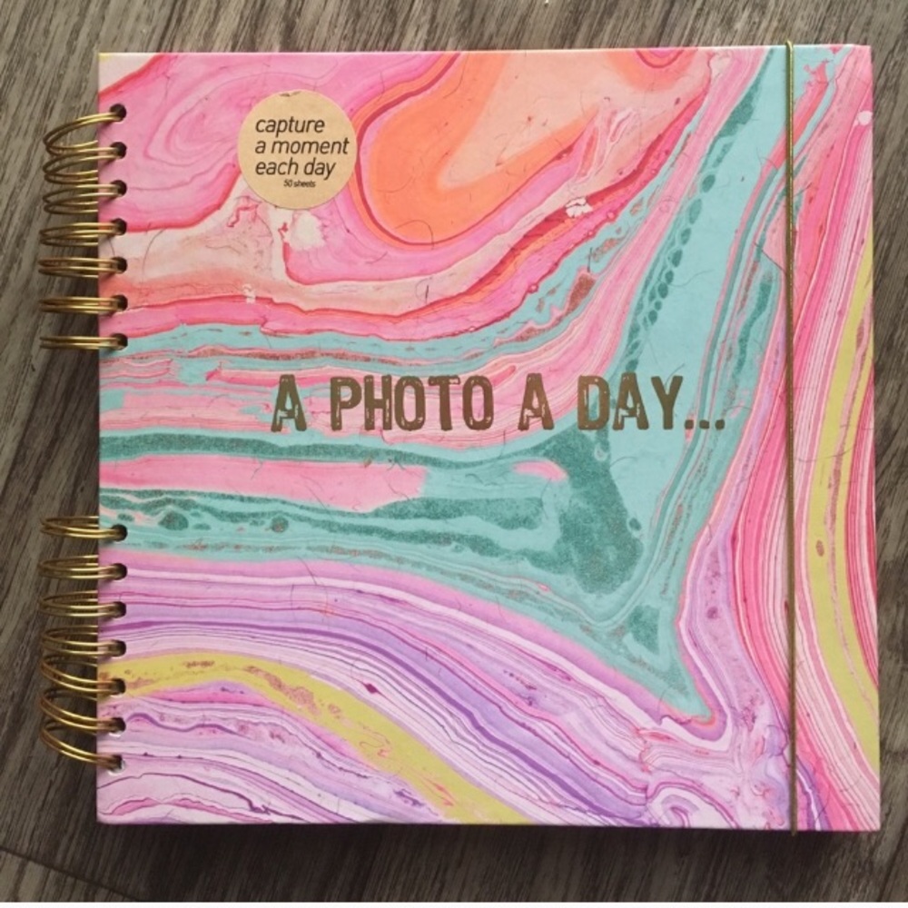 "A Photo A Day" Photoalbum