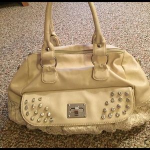 Super cute cream colored purse!