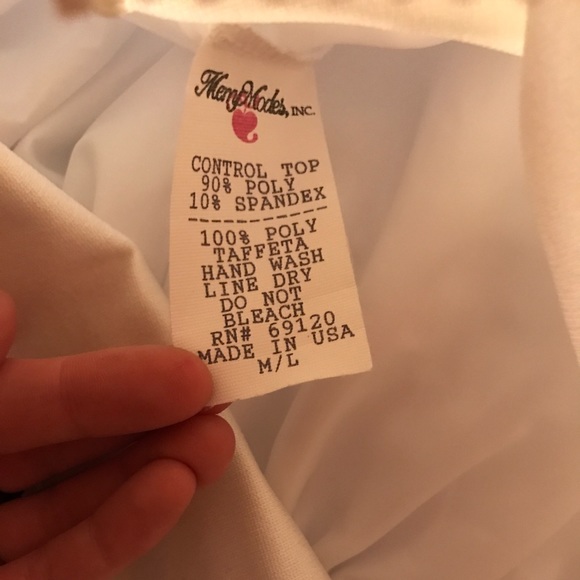 Merry Modes Crinoline - Picture 2 of 2