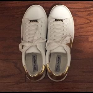 Steve Madden Rayner Sneaker Sz 7