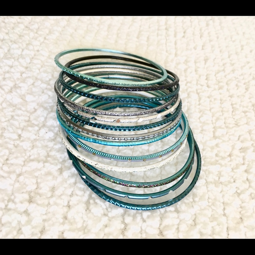 Stackable bangle bracelet set.
