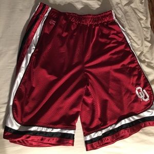 Men's Oklahoma University gym shorts size XL