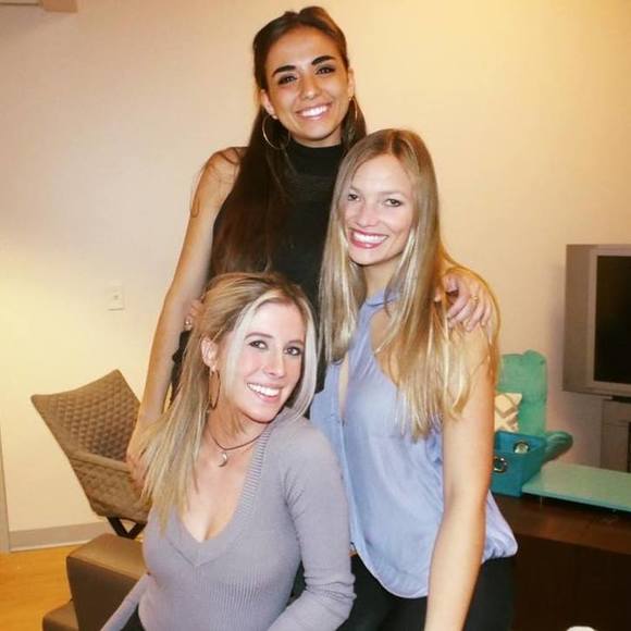 Meet your Posher, Sarah - Picture 1 of 1