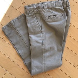 Boys Izod tan khakis EUC