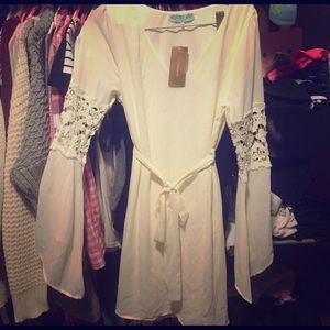 NWT Bell Sleeve Cream Dress