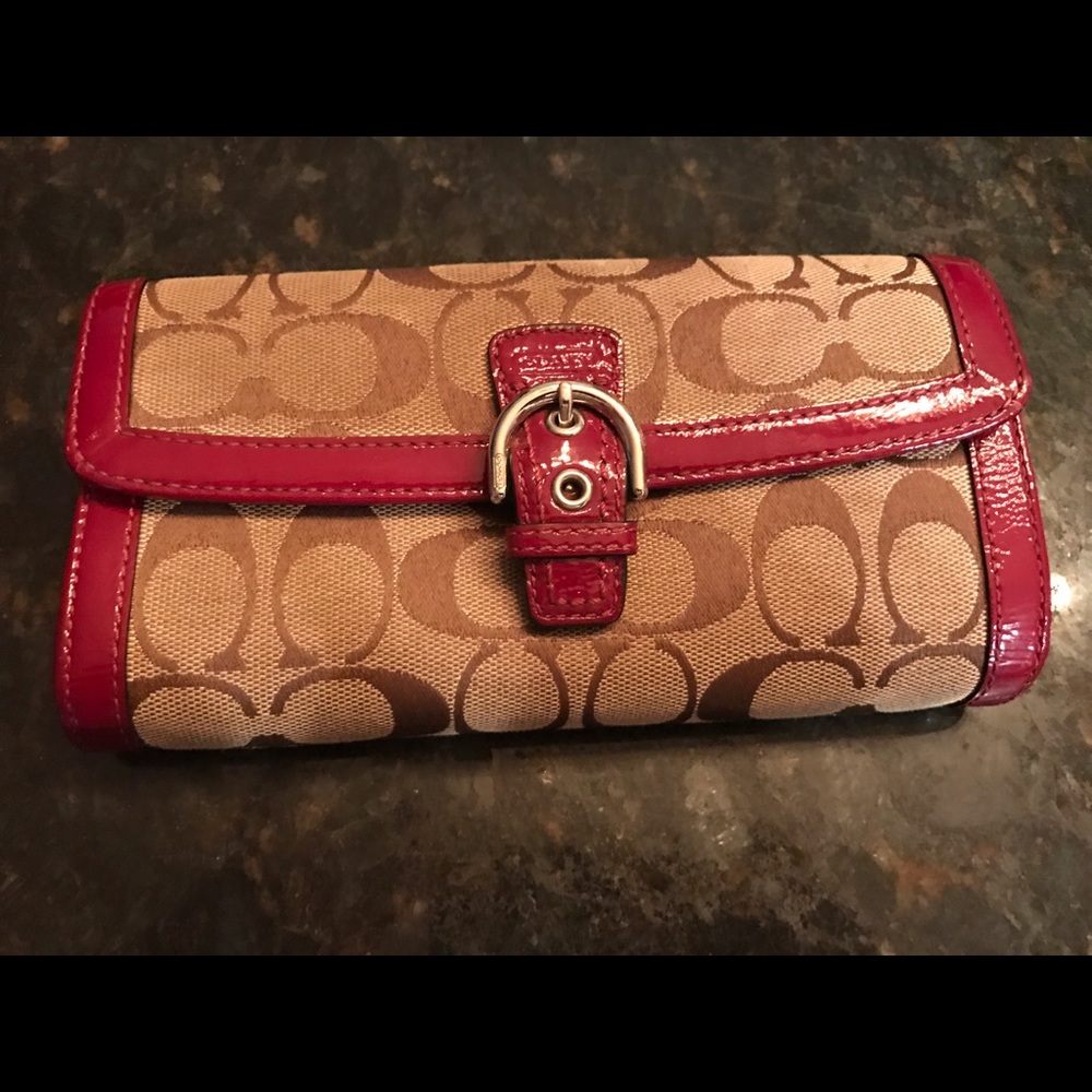 Coach wallet