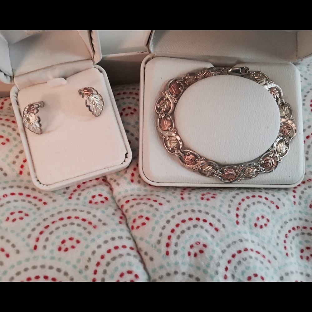 Blackhills Gold Bracelet and Earrings