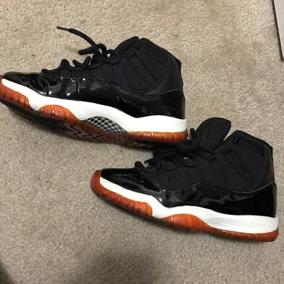 Air Jordan 11\'s OG\'s main image 4