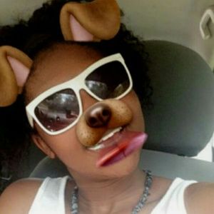 Meet your Posher, Angelina