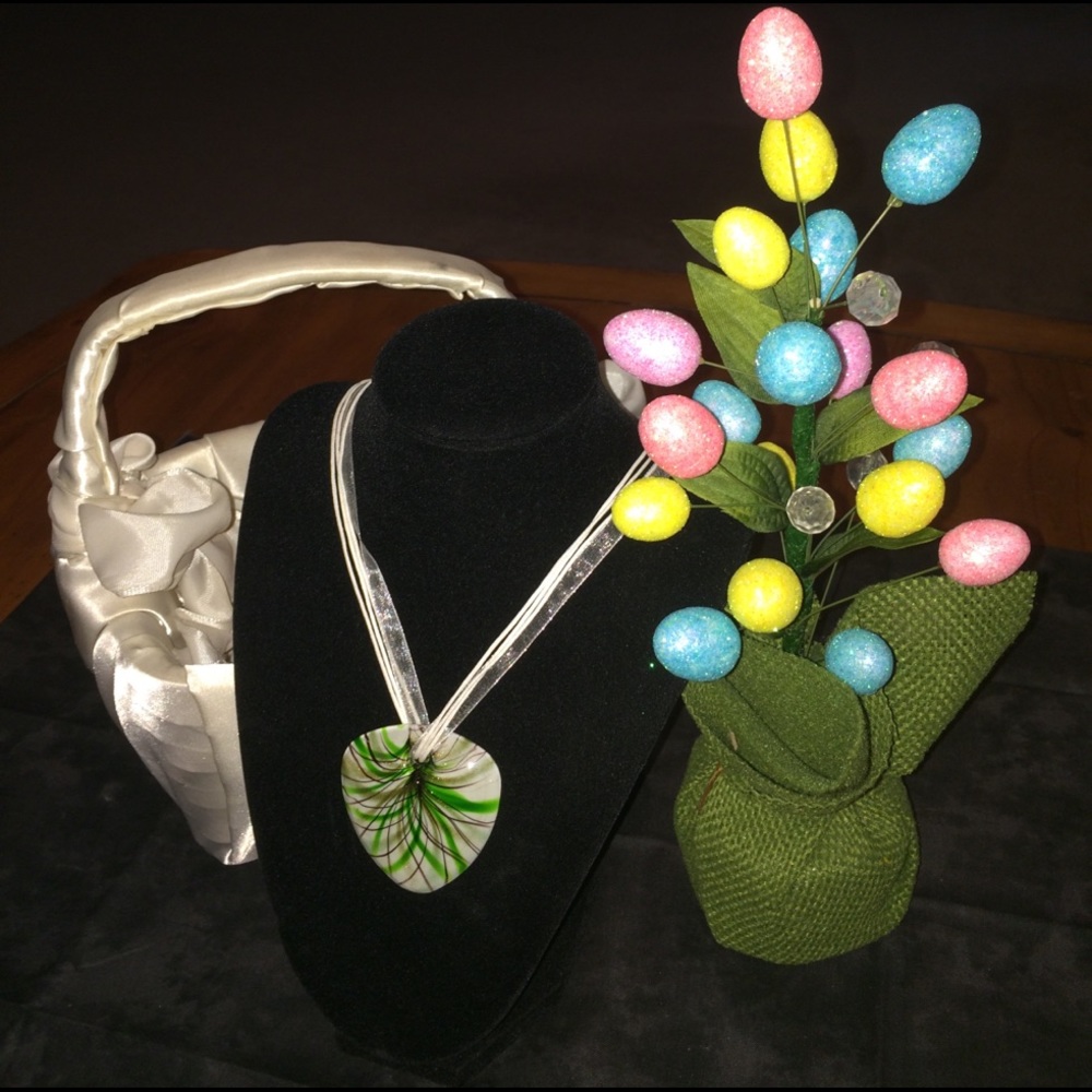 Adjustable White Ribbon Necklace w/ Glass Pendant