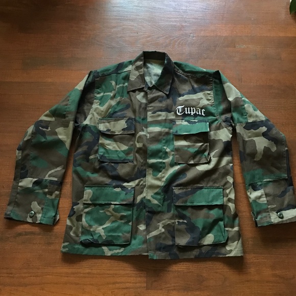 Urban Outfitters Other - Urban Outfitters All Eyez on me field jacket