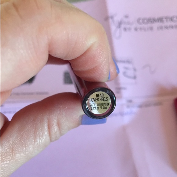 Brand New Kylie LE V-Day Mini in Head Over Heels. - Picture 3 of 5