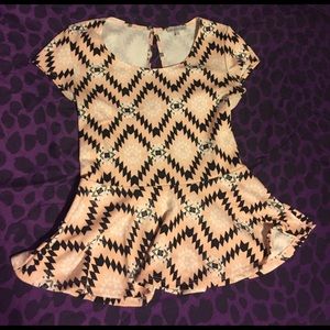 Patterned Short Sleeved Top
