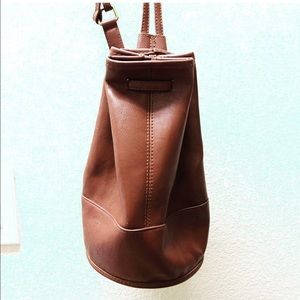 Bucket bag