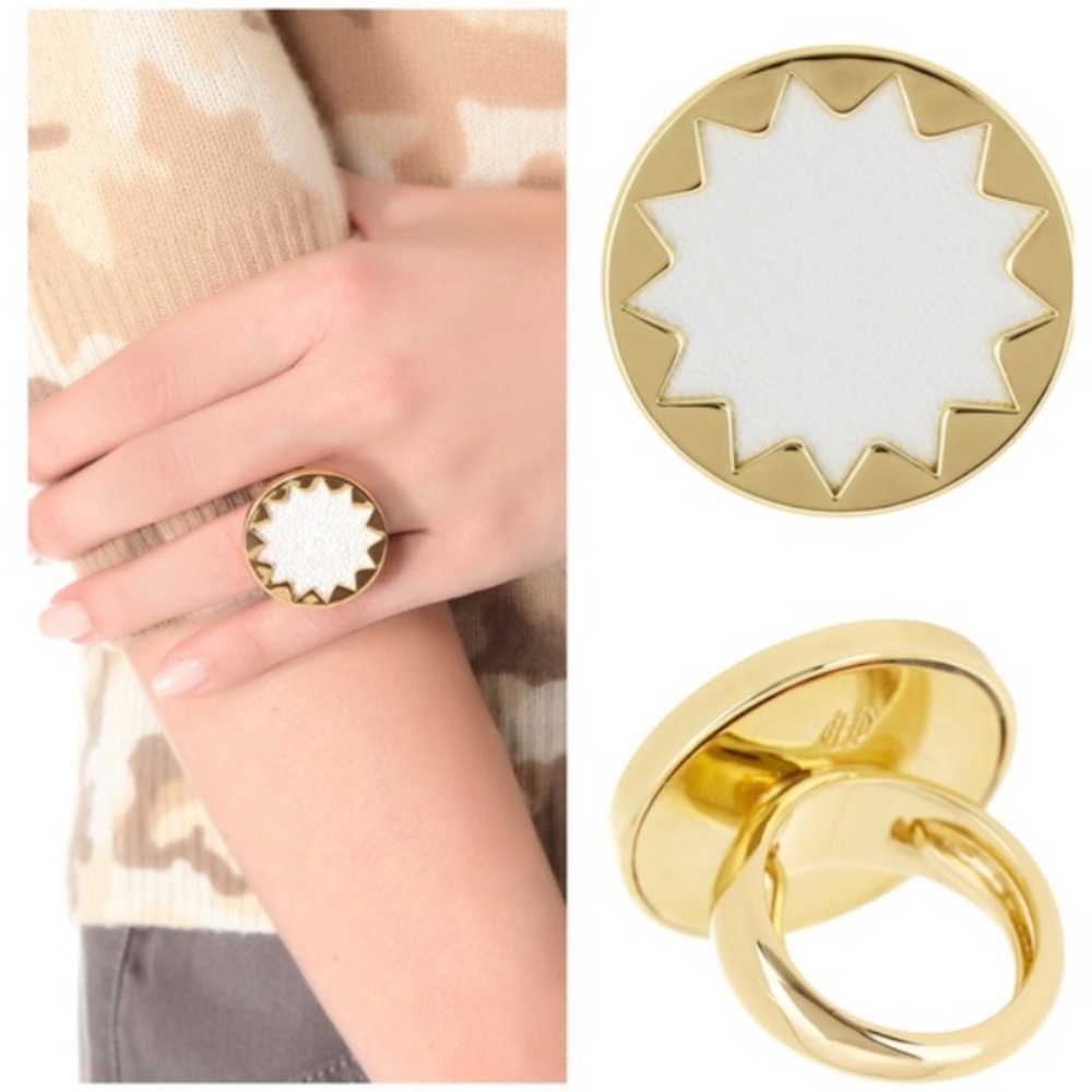 House of Harlow. White Sand Medium Sunburst Ring