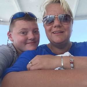 Meet your Posher, Brooke