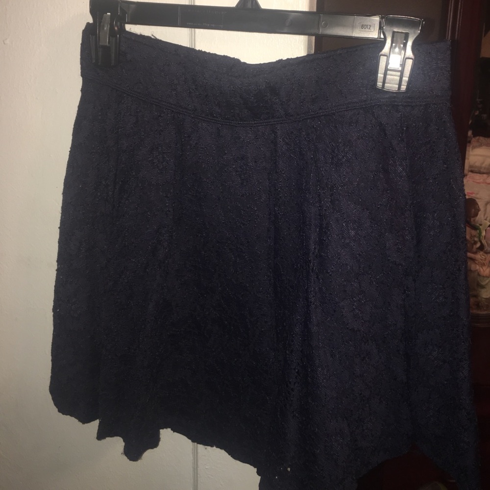 navy lace skirt!