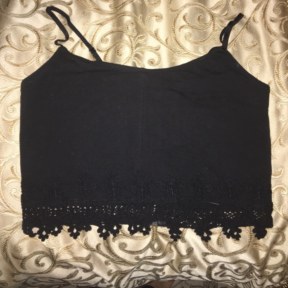 Black crop top