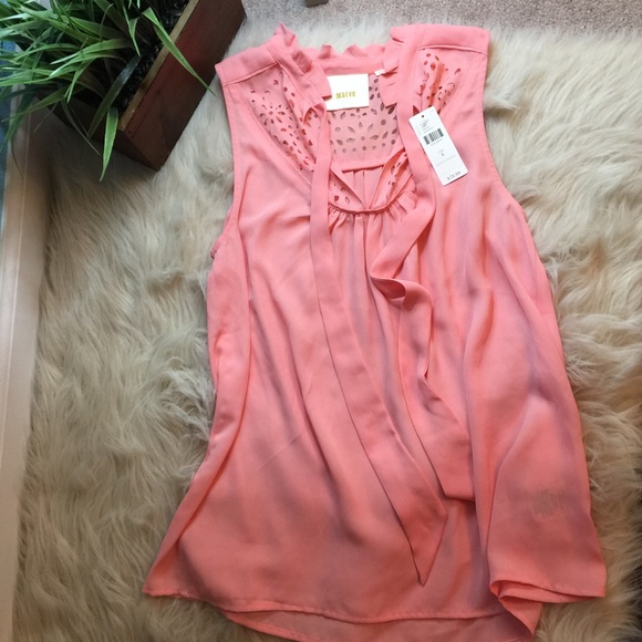 Anthropologie Tops - Anthropologie maeve coral top