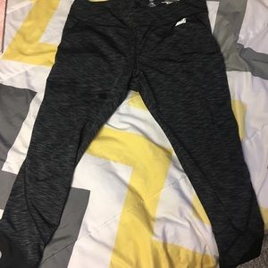 Avia workout capris