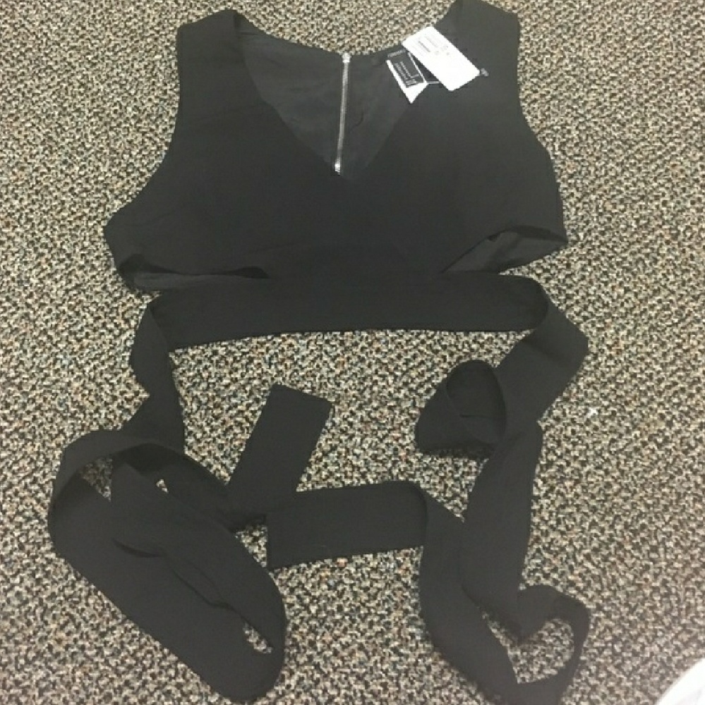 Black wrap rave top NWOT