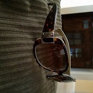 Marc Jacobs sunglasses no scratches