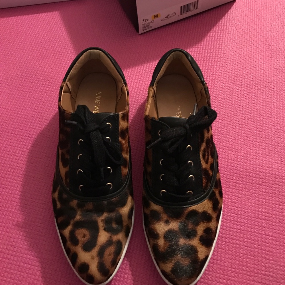 SOLD - Picture 4 of 8