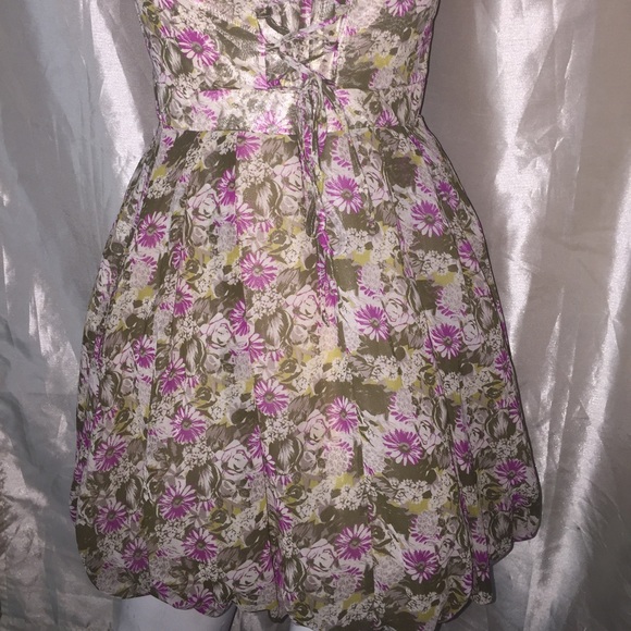 Dress - Picture 2 of 2