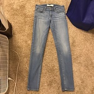 Abercrombie skinny jeans light wash