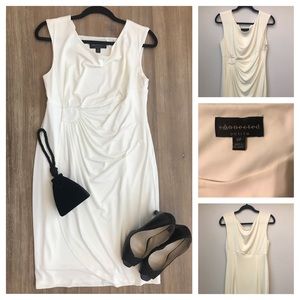 Flattering white dress!!!