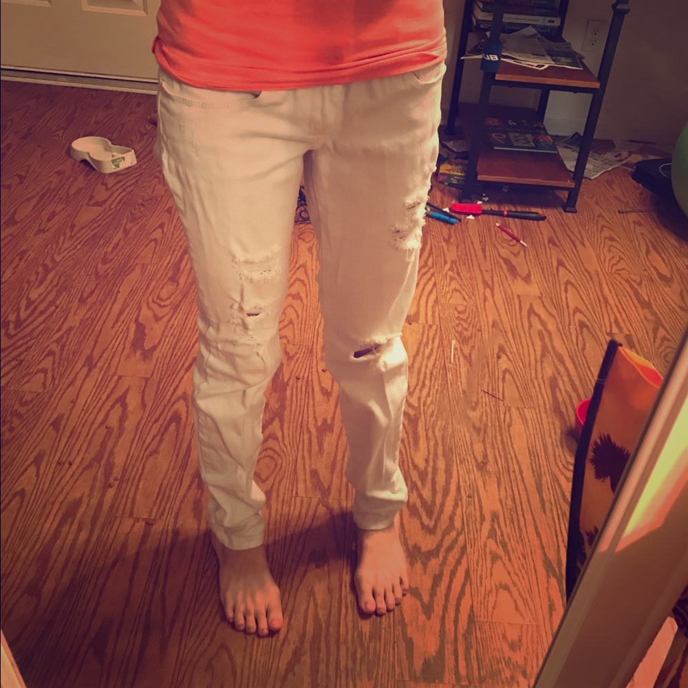 White Ripped Skinny Jeans