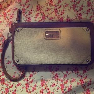 Nine West Wristlet