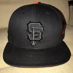 SF Giants Snap back
