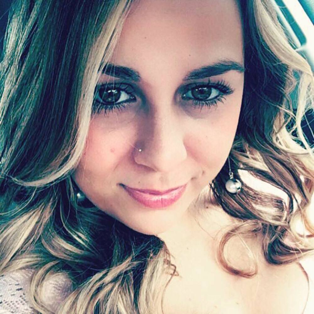 Meet your Posher, Julia