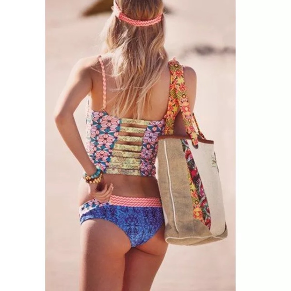 Bikini size medium