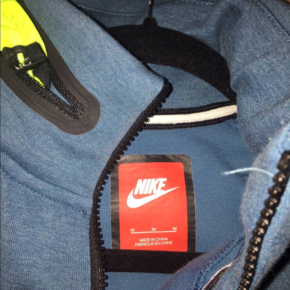 Nike jacket - Picture 6 of 6