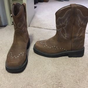 Roper square toe boots!