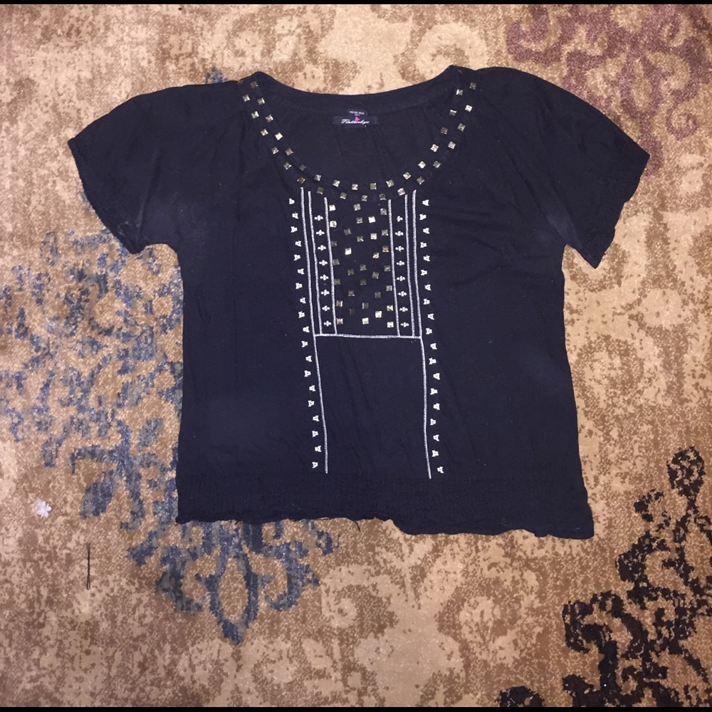 Trendy black top