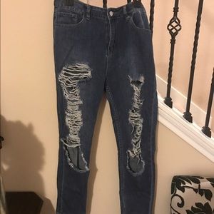 Forever 21 denim jeans with holes.