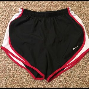 Nike dri-fit size small sofee shorts!