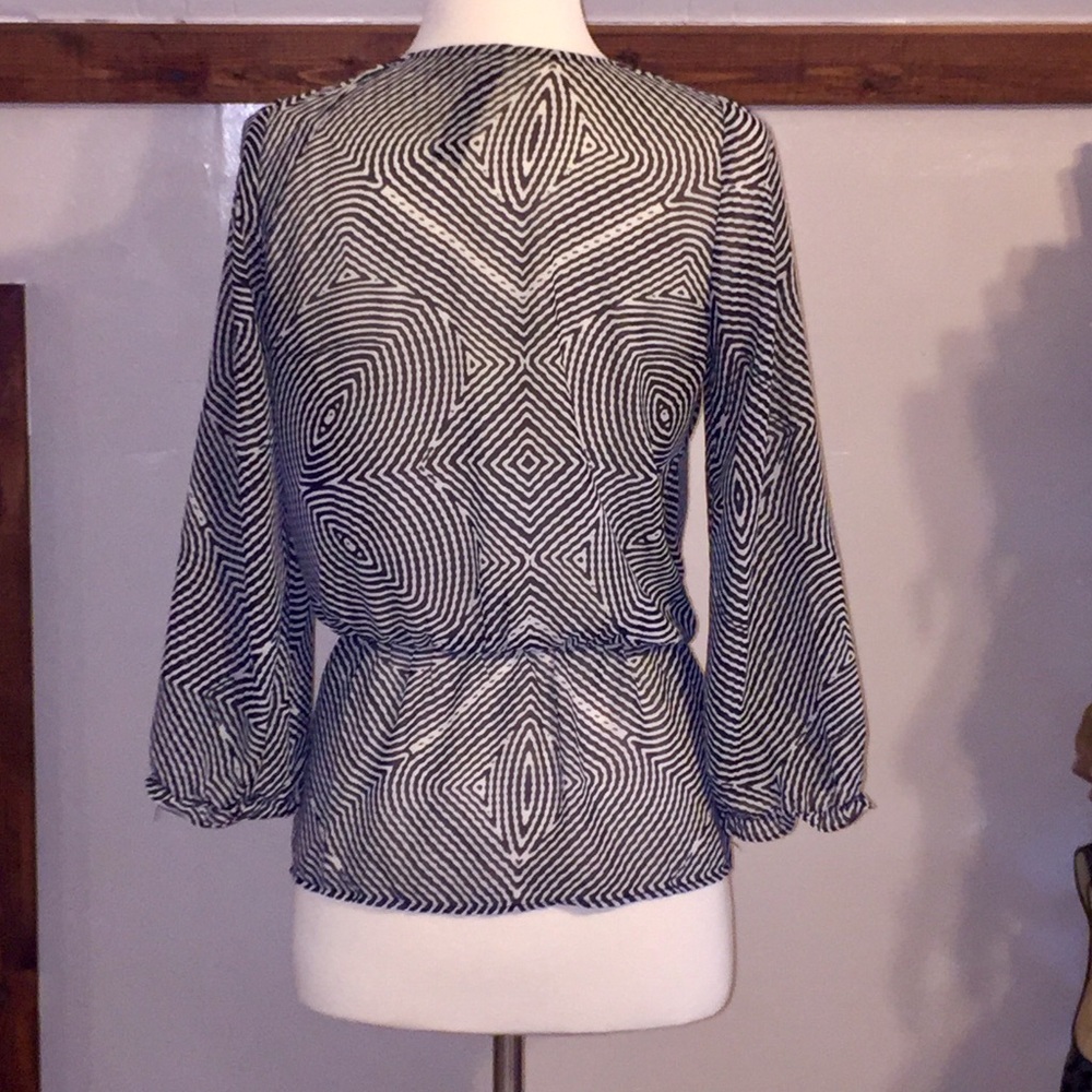 Petticoat Alley Blouse. Like New! Adorable! - Picture 2 of 4