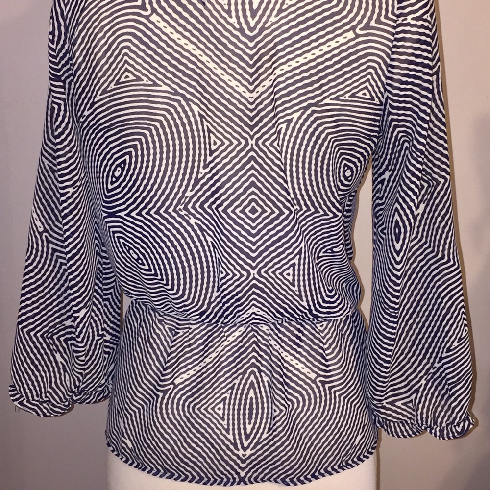 Petticoat Alley Blouse. Like New! Adorable! - Picture 3 of 4