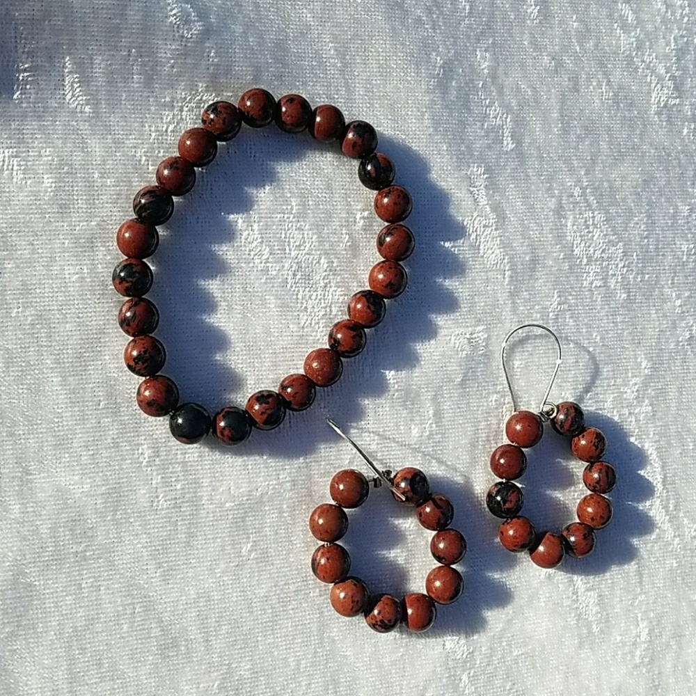 Brown Stone Bead Bracelet w/Matching Earrings-NWOT